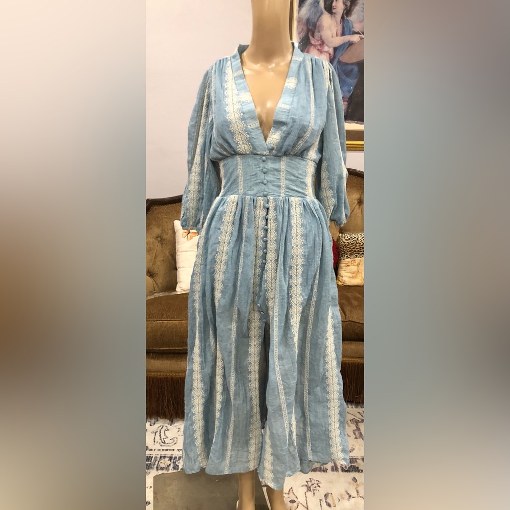 Blue B Sky Blue Embroidered Long-Sleeve Midi Dress soft Fabric